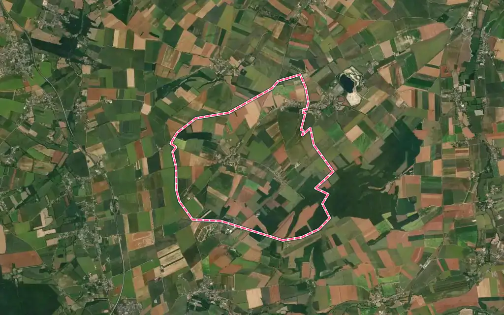 Vue satellite de Épaney avec ses contours administratifs