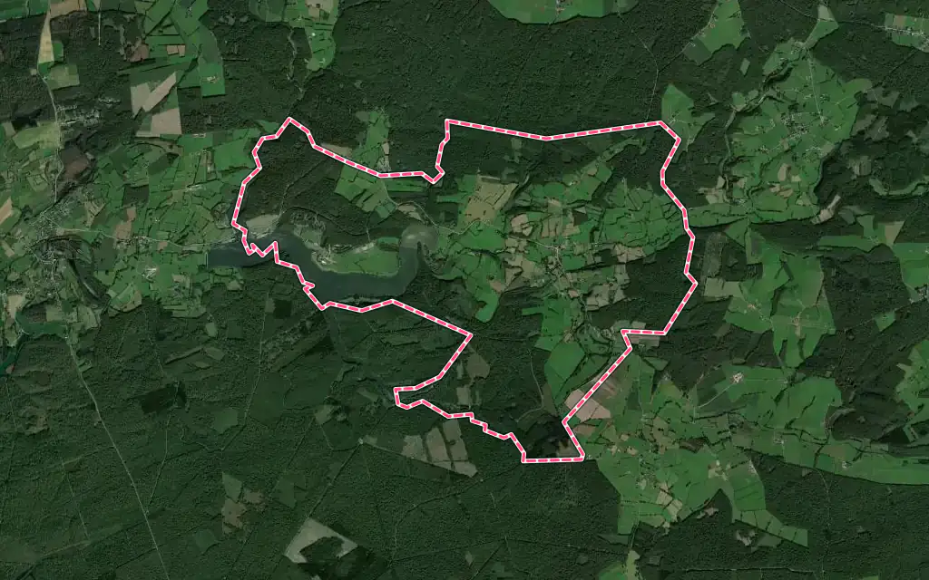Vue satellite de Eppe-Sauvage avec ses contours administratifs