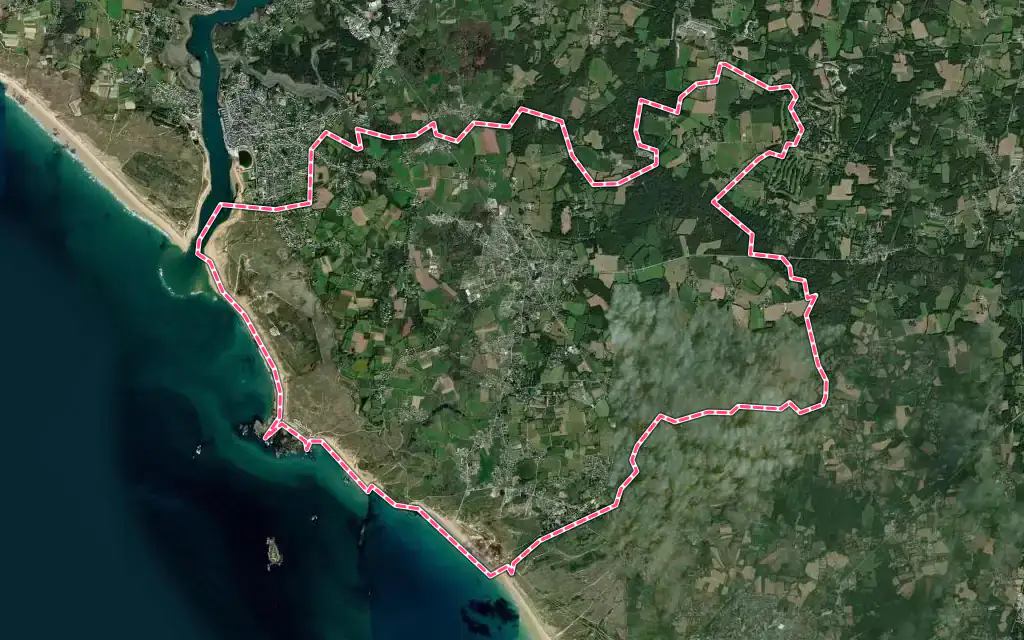 Vue satellite de Erdeven avec ses contours administratifs