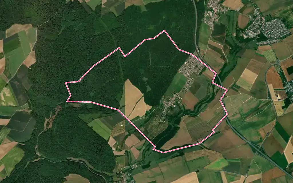 Vue satellite de Errouville avec ses contours administratifs