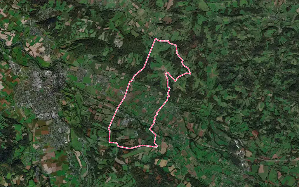 Vue satellite de Escout avec ses contours administratifs