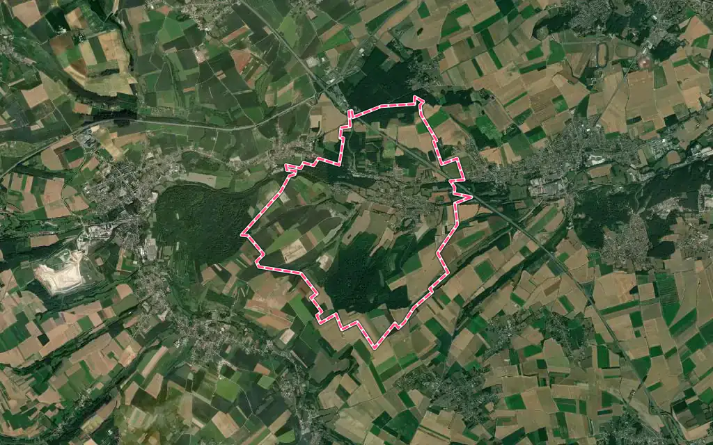 Vue satellite de Esquerdes avec ses contours administratifs