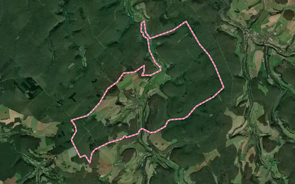 Vue satellite de Essarois avec ses contours administratifs