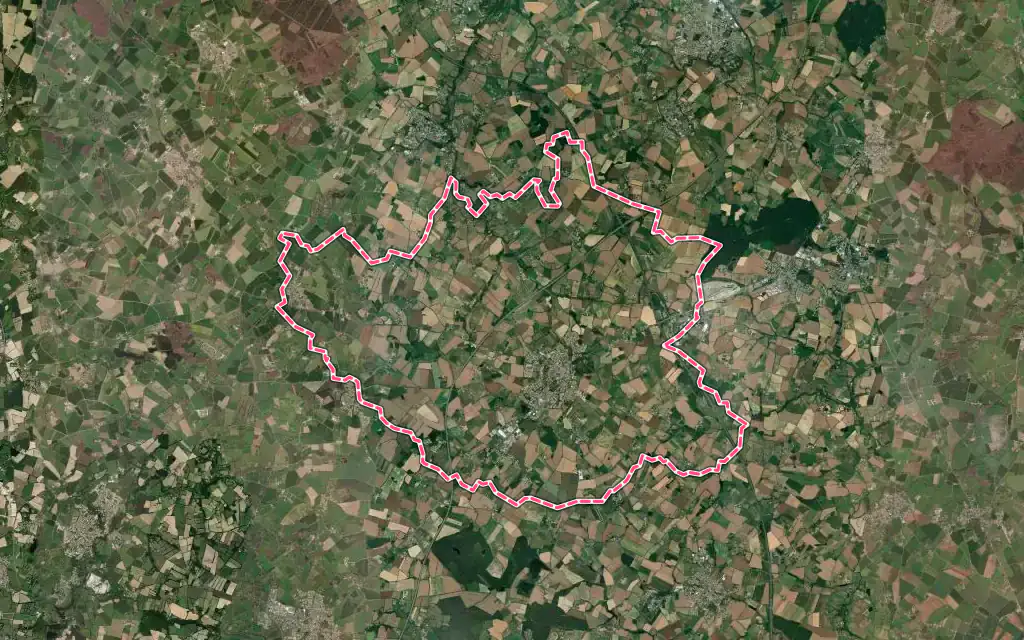 Vue satellite de Essarts en Bocage avec ses contours administratifs