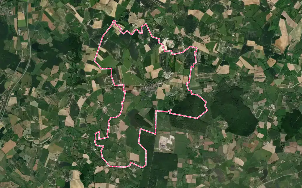 Vue satellite de Essay avec ses contours administratifs