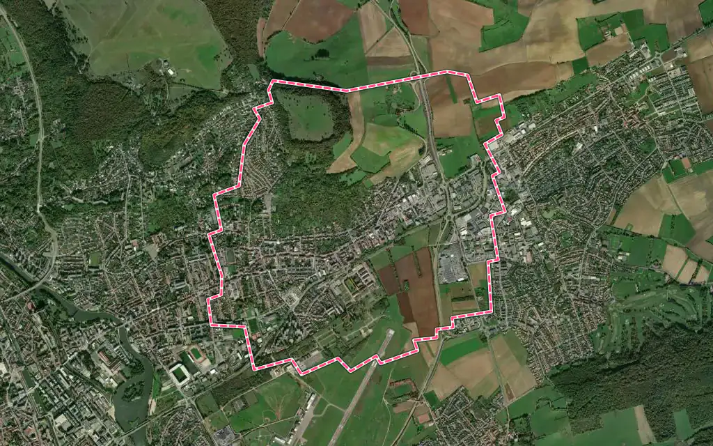 Vue satellite de Essey-lès-Nancy avec ses contours administratifs