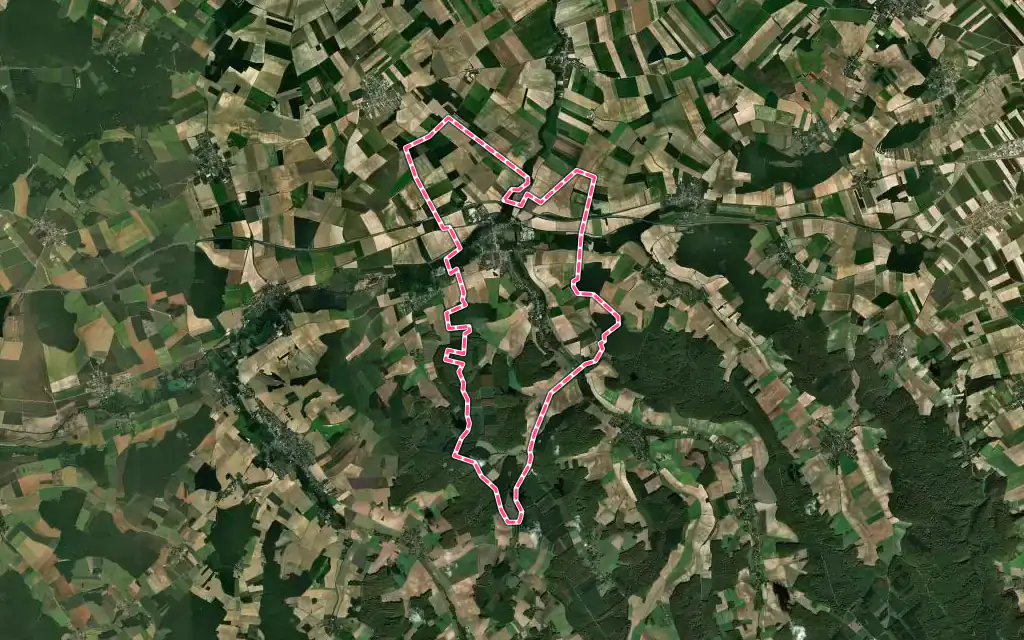 Vue satellite de Estissac avec ses contours administratifs