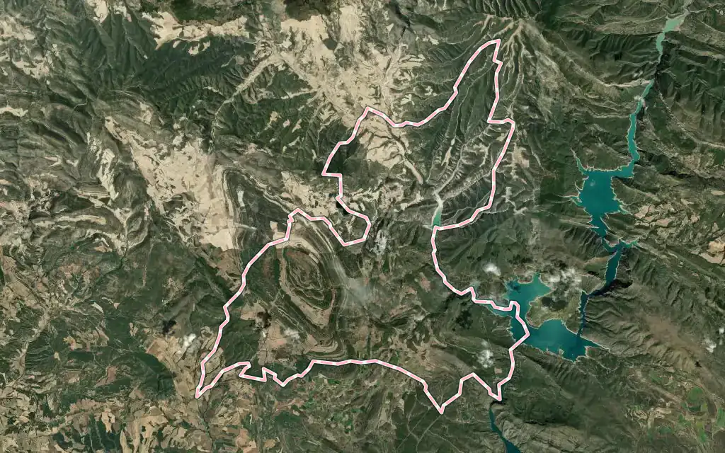Vista satélite de Estopiñán del Castillo / Estopanyà con su contorno administrativo