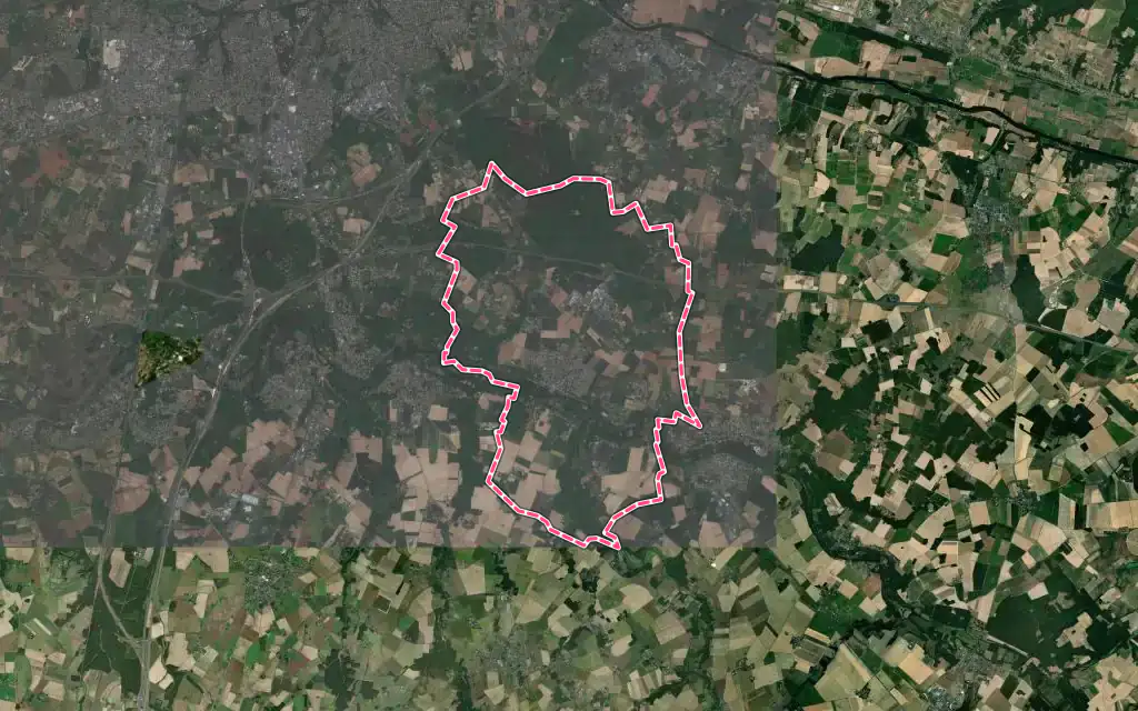 Vue satellite de Esvres avec ses contours administratifs