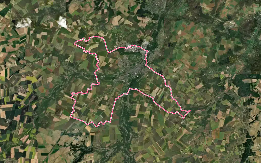 Vue satellite de Étampes avec ses contours administratifs