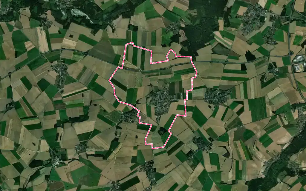 Vue satellite de Étreillers avec ses contours administratifs