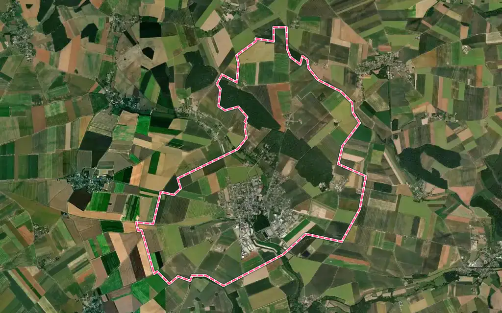 Vue satellite de Étrépagny avec ses contours administratifs
