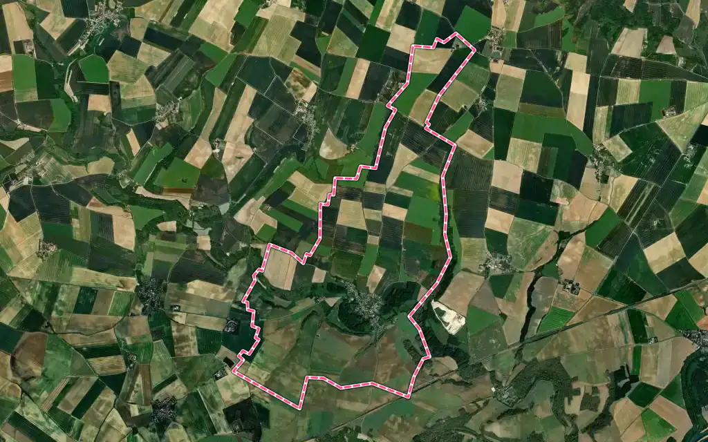 Vue satellite de Étrépilly avec ses contours administratifs