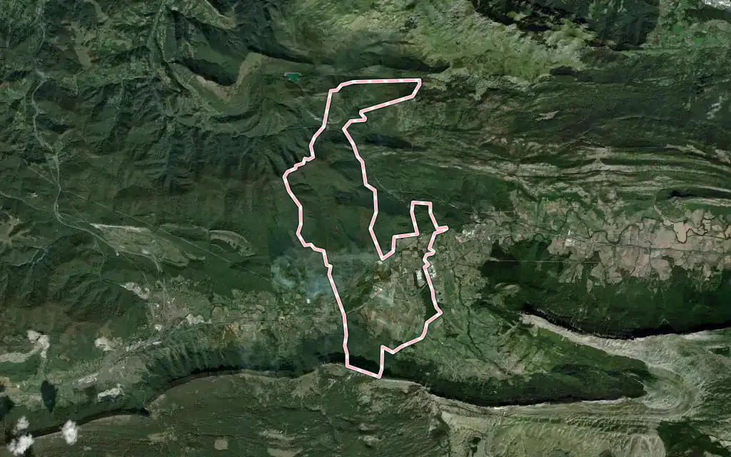 Vista satélite de Etxarri Aranatz con su contorno administrativo