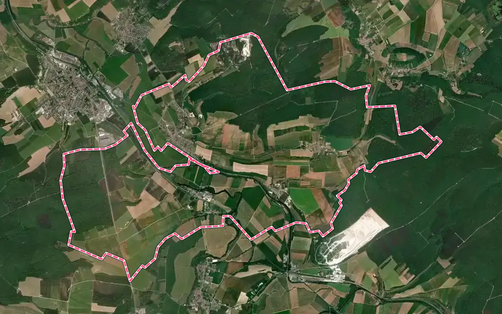 Vue satellite de Euville avec ses contours administratifs