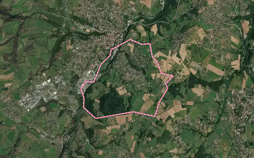 Vue satellite de Éveux avec ses contours administratifs