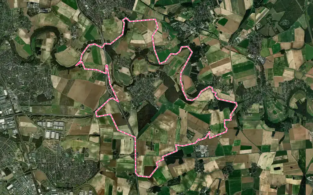 Vue satellite de Évry-Grégy-sur-Yerre avec ses contours administratifs