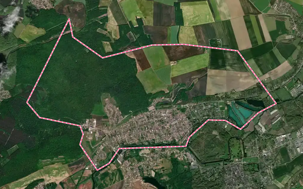 Vue satellite de Ézy-sur-Eure avec ses contours administratifs