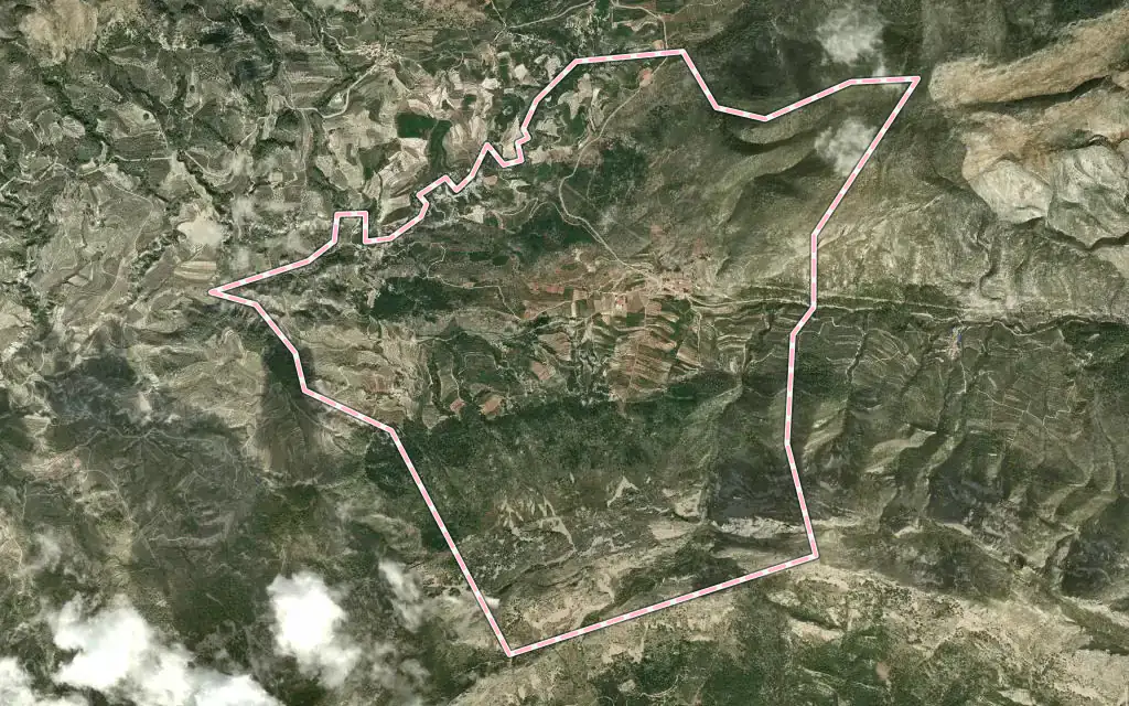 Vista satélite de Fageca con su contorno administrativo