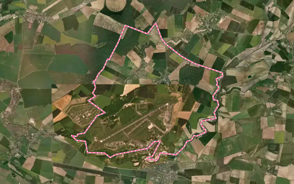Vue satellite de Farges-en-Septaine avec ses contours administratifs