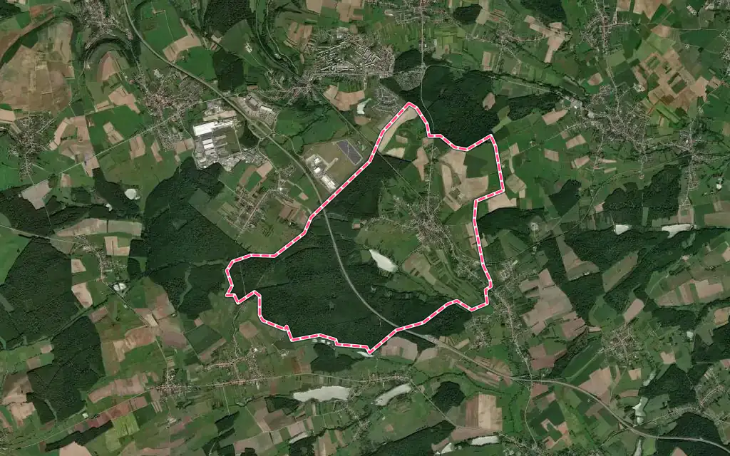Vue satellite de Farschviller avec ses contours administratifs