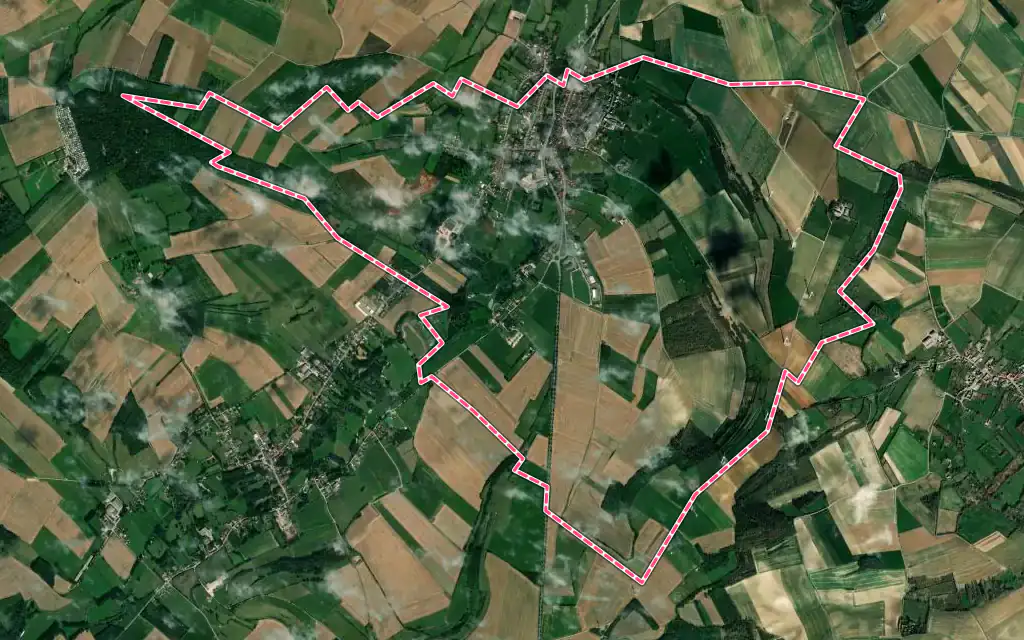 Vue satellite de Fauquembergues avec ses contours administratifs