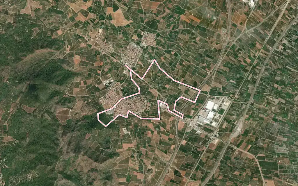 Vista satélite de Faura con su contorno administrativo