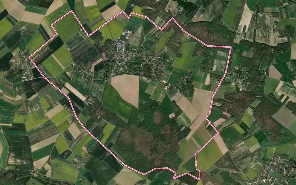 Vue satellite de Faverolles avec ses contours administratifs
