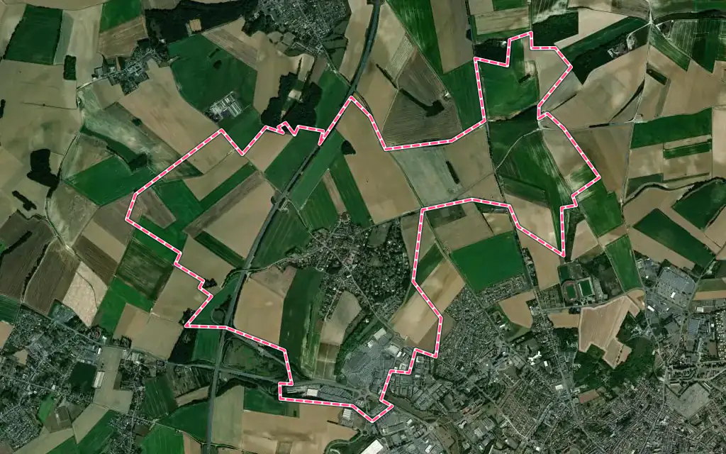 Vue satellite de Fayet avec ses contours administratifs