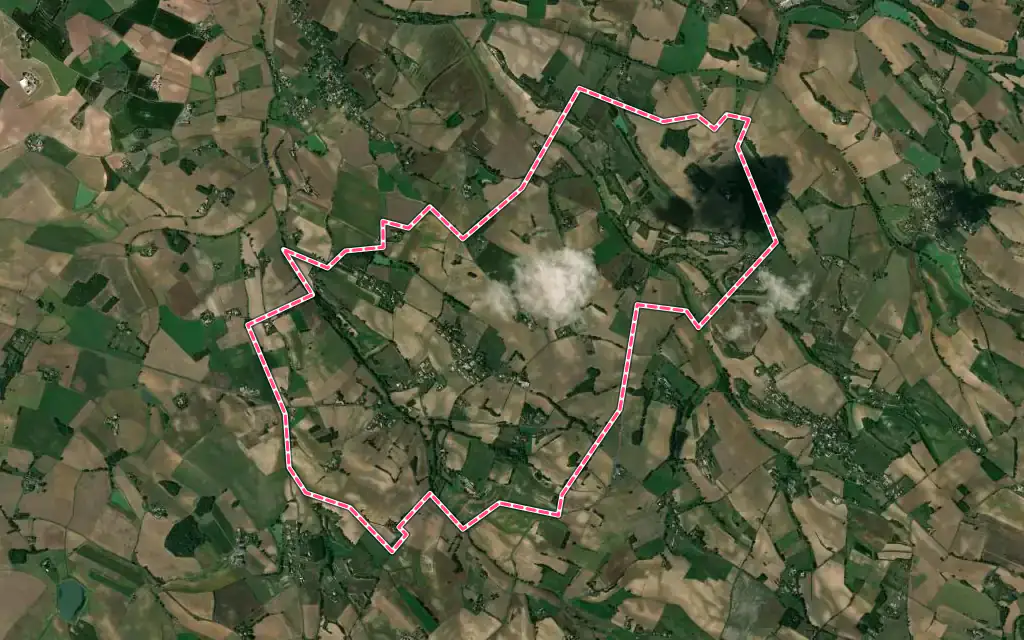 Vue satellite de Fénols avec ses contours administratifs