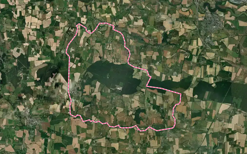 Vue satellite de Fercé avec ses contours administratifs