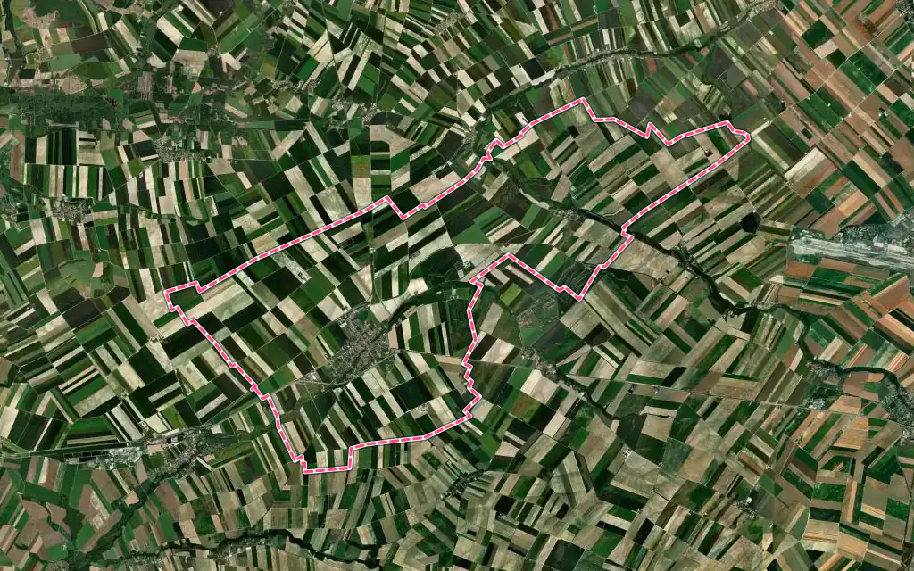 Vue satellite de Fère-Champenoise avec ses contours administratifs