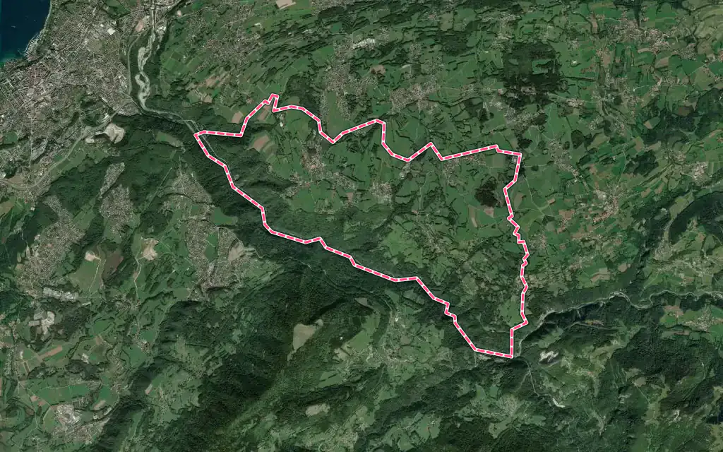Vue satellite de Féternes avec ses contours administratifs