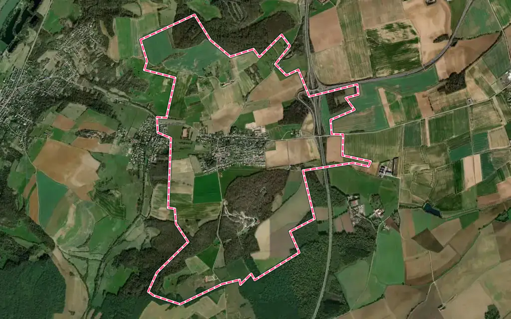Vue satellite de Féy avec ses contours administratifs