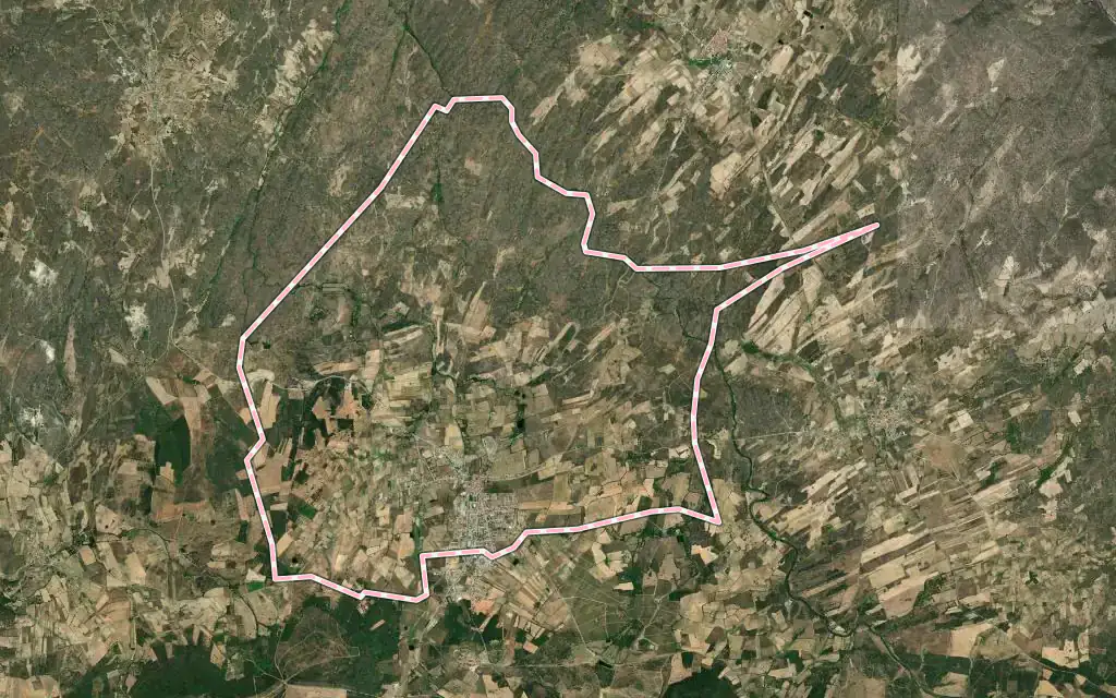 Vista satélite de Figueira de Castelo Rodrigo con su contorno administrativo