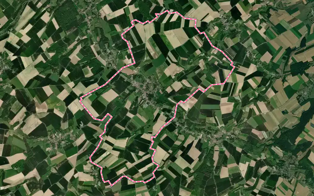 Vue satellite de Fillièvres avec ses contours administratifs