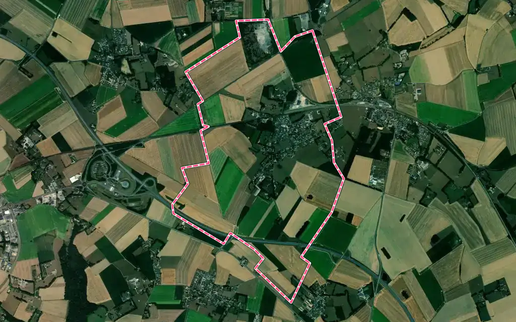 Vue satellite de Flamanville avec ses contours administratifs
