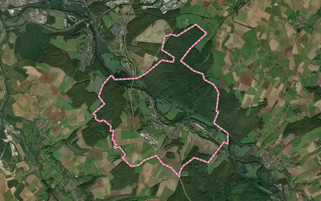 Vue satellite de Flavigny-sur-Moselle avec ses contours administratifs