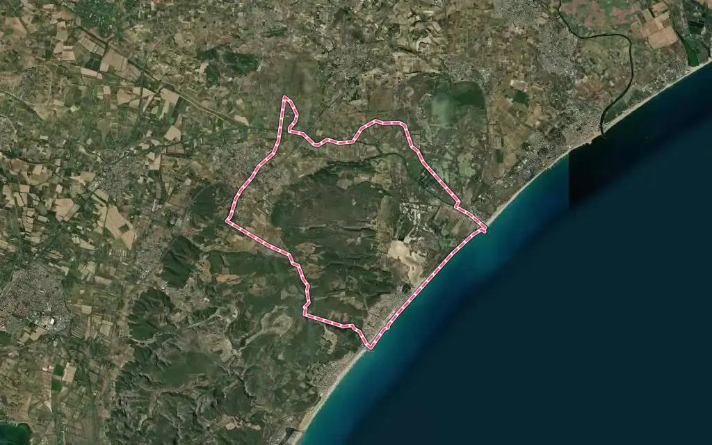 Vue satellite de Fleury avec ses contours administratifs