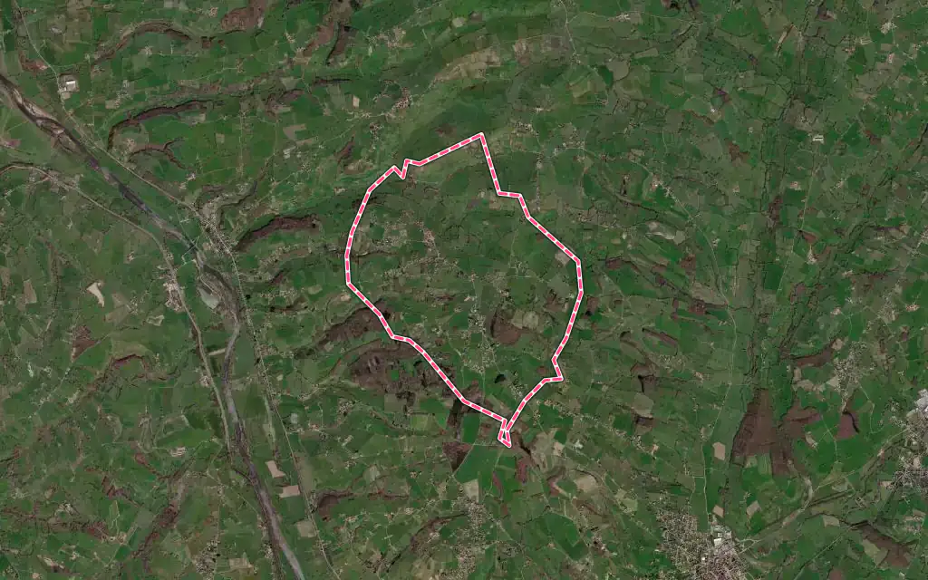 Vue satellite de Fleury-la-Montagne avec ses contours administratifs