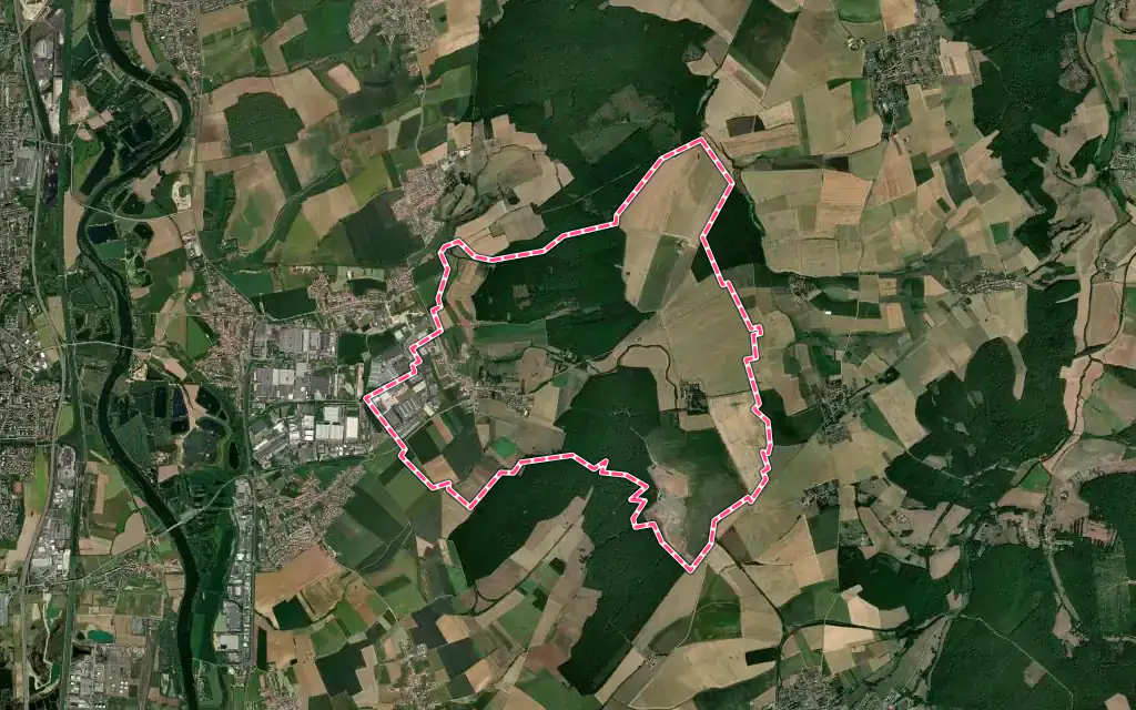 Vue satellite de Flévy avec ses contours administratifs
