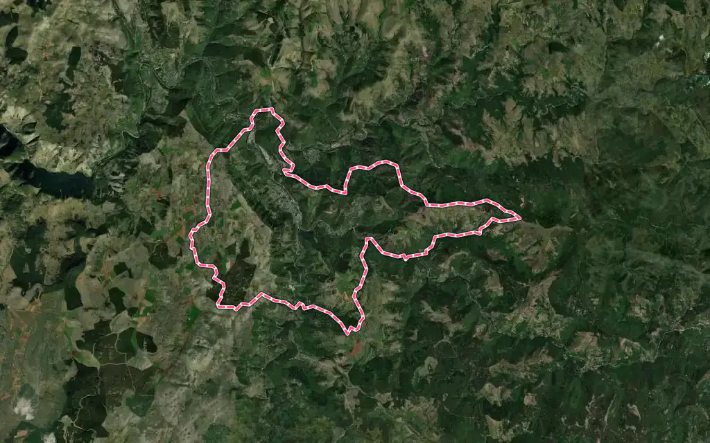 Vue satellite de Florac Trois Rivières avec ses contours administratifs