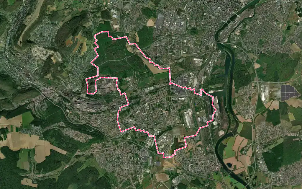 Vue satellite de Florange avec ses contours administratifs