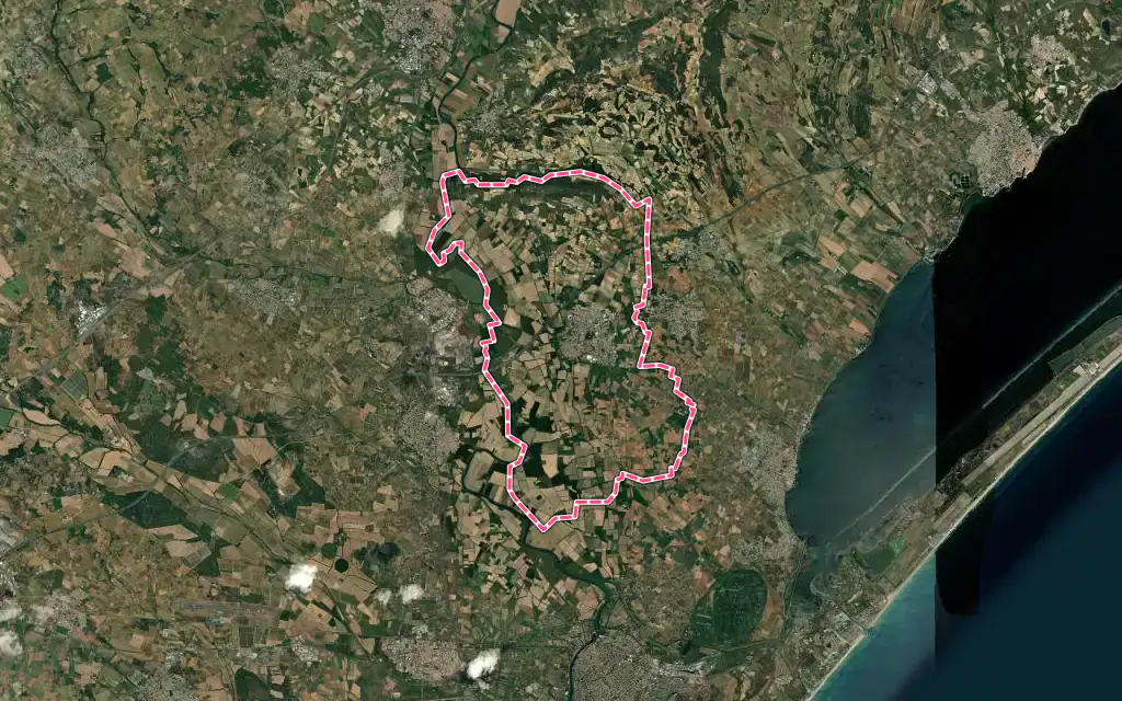 Vue satellite de Florensac avec ses contours administratifs