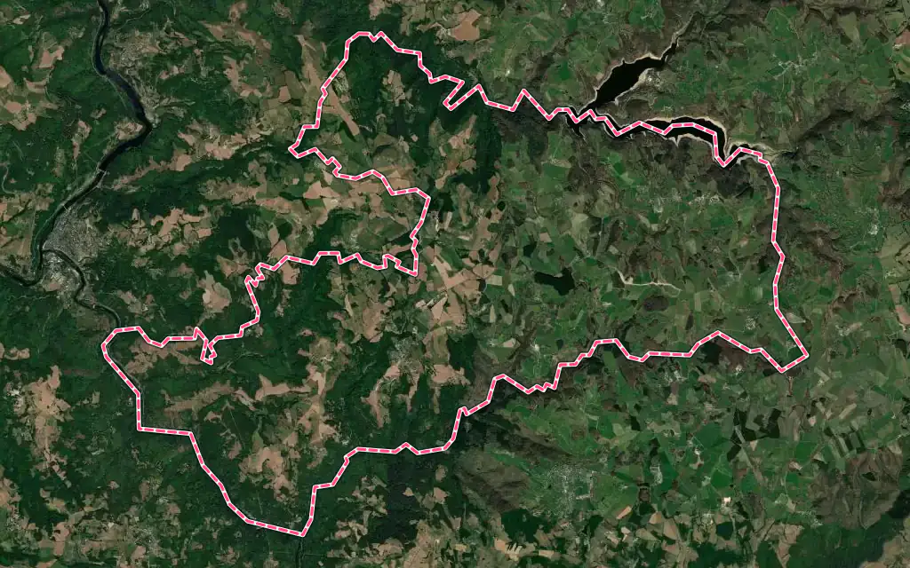 Vue satellite de Florentin-la-Capelle avec ses contours administratifs