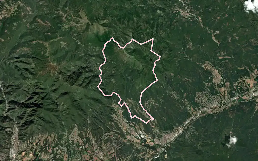 Vista satélite de Fogars de Montclús con su contorno administrativo