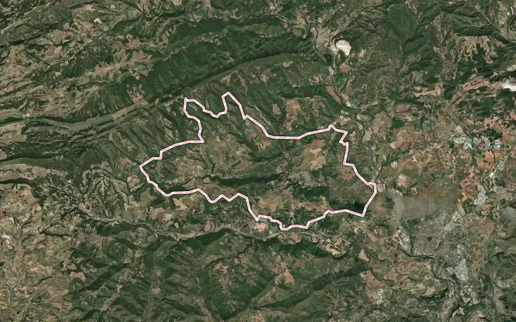 Vista satélite de Fonollosa con su contorno administrativo