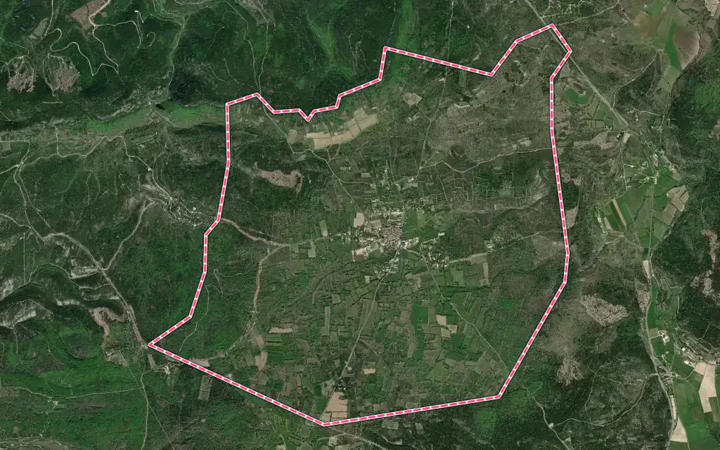 Vue satellite de Fons-sur-Lussan avec ses contours administratifs