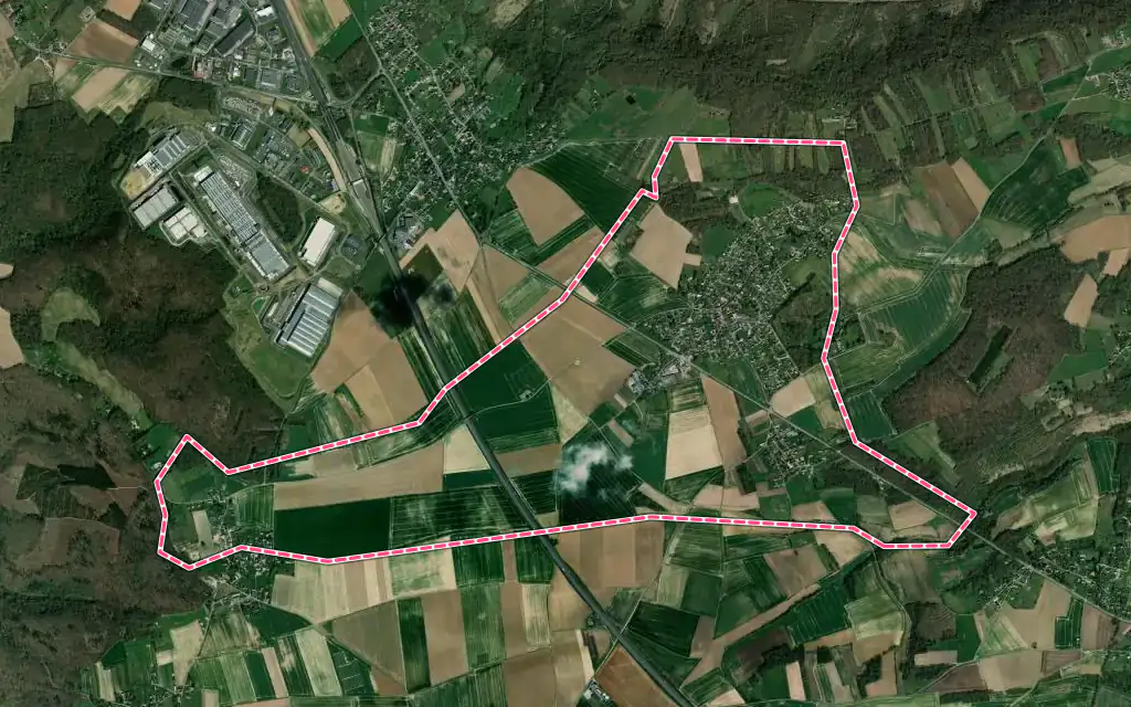 Vue satellite de Fontaine-Bellenger avec ses contours administratifs