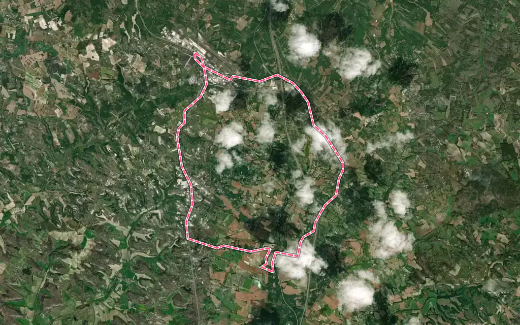 Vue satellite de Fontanes avec ses contours administratifs